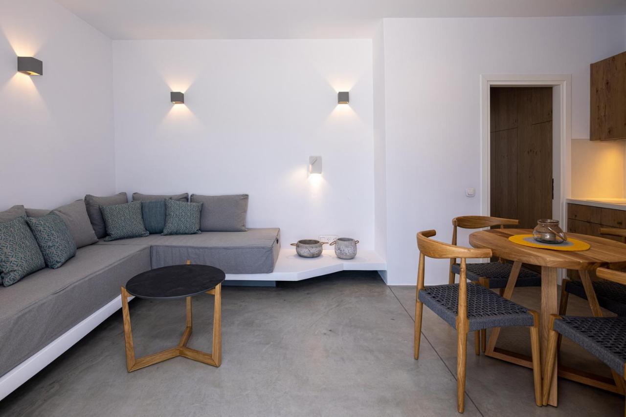 White Holidays Project Tinos Luaran gambar
