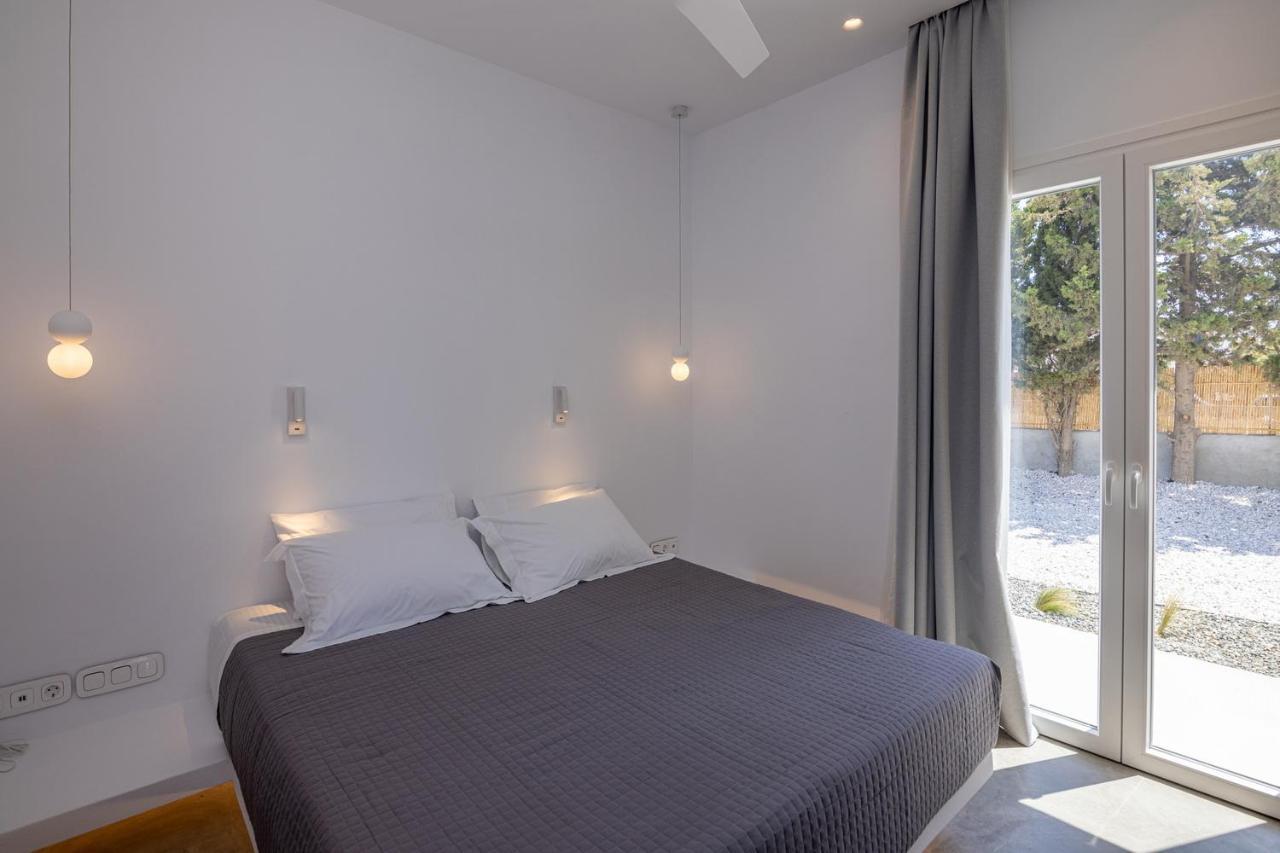 White Holidays Project Tinos Luaran gambar