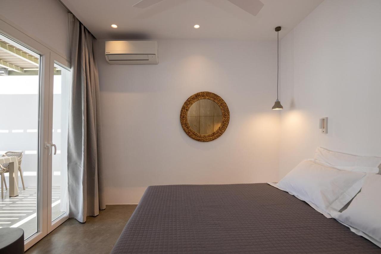 White Holidays Project Tinos Luaran gambar