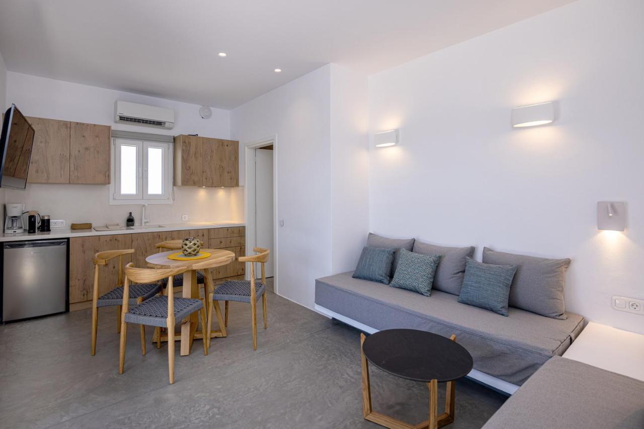 White Holidays Project Tinos Luaran gambar