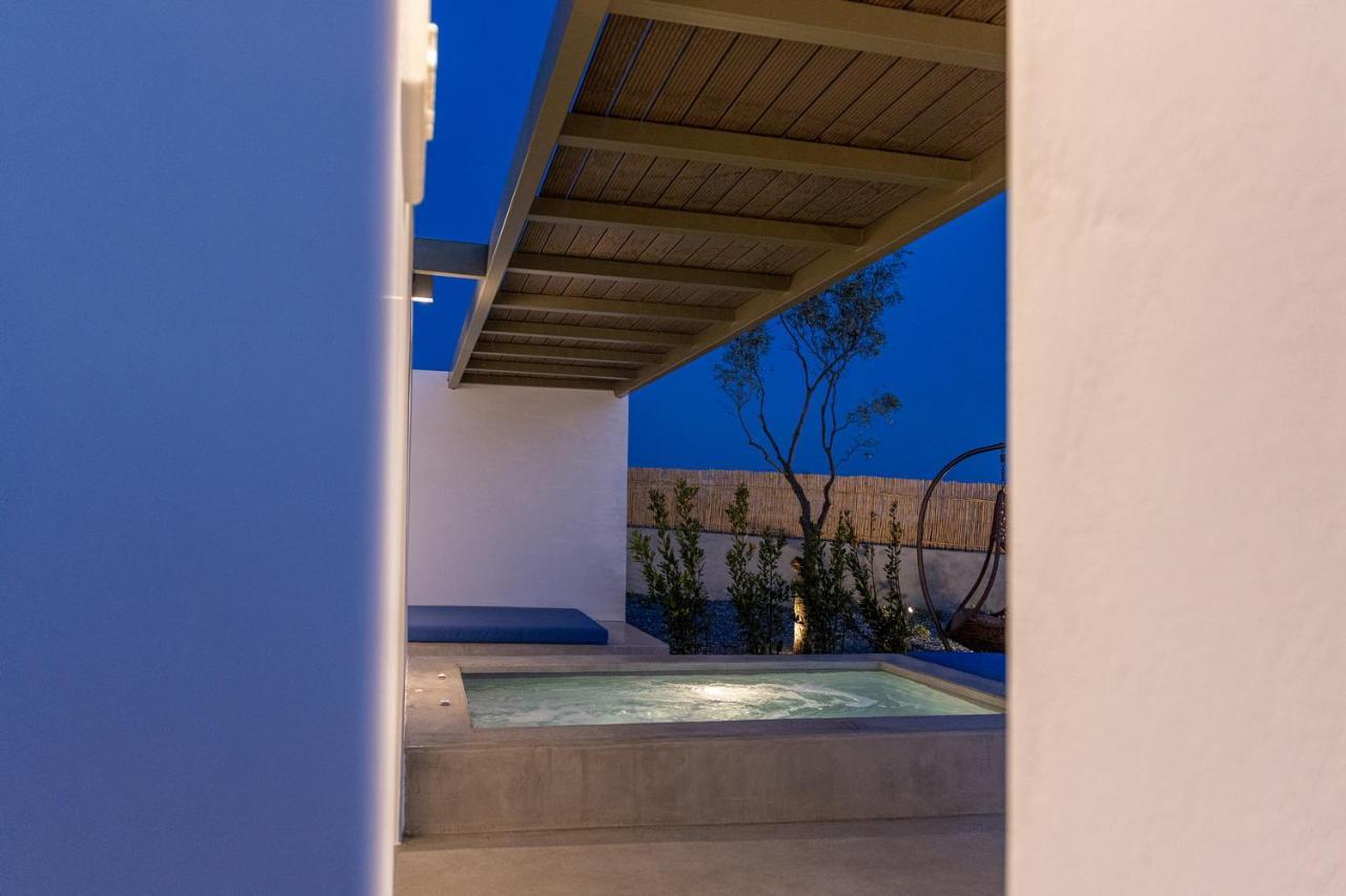 White Holidays Project Tinos Luaran gambar