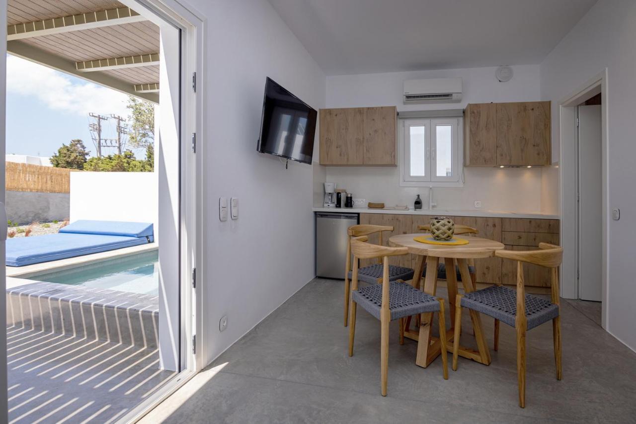 White Holidays Project Tinos Luaran gambar