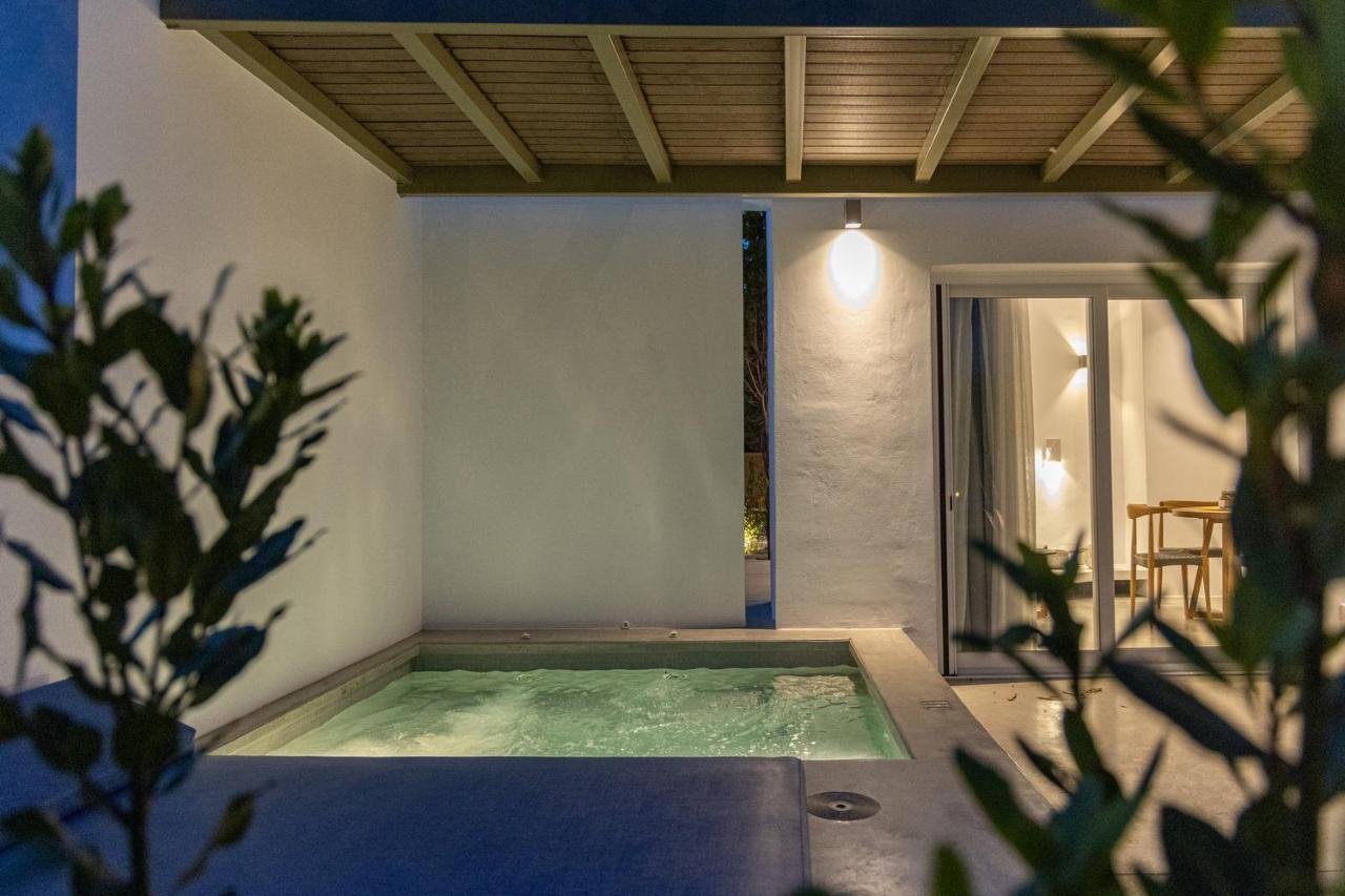 White Holidays Project Tinos Luaran gambar